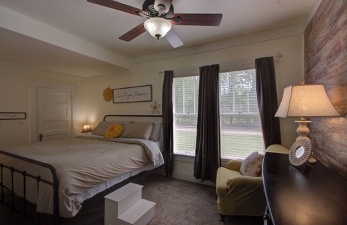 Texarkana Other | Country Club Cottage at Texarkana Country Club