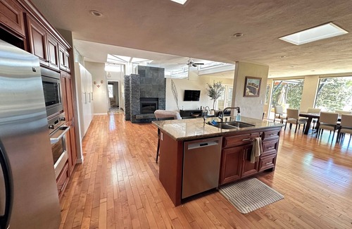 Pleasanton House | Country club home on a golf course amazing views & awesome outdoor living spaces