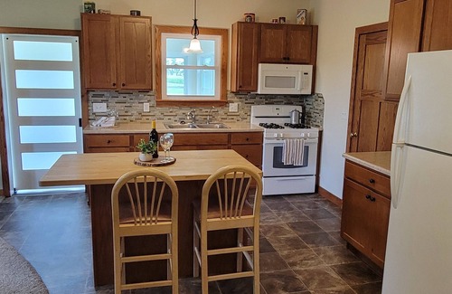 Smyrna House | Country Comfort Home Belding