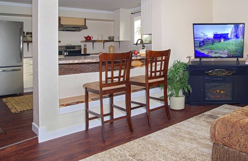 Regional District of Nanaimo Apartment | Country Comfort Suite Retreat