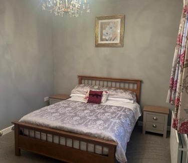 Bailieborough House | Country Cosy Cottage