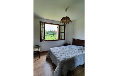 Chateau-l'Eveque House | Country cottage: Les Payants