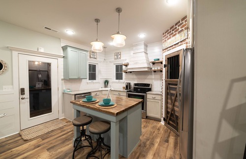 Keene House | Country Cottage, 1 mile from Keeneland