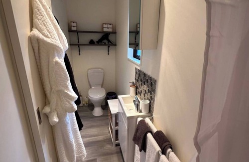 West Melton Cottage | Country cottage close to airport (pet friendly)