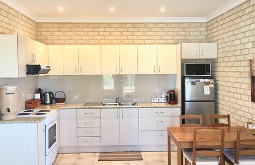 Helena Valley Cottage | Country Cottage in the Valley