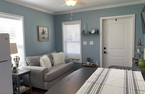 Batesville Cottage | Country Cottage