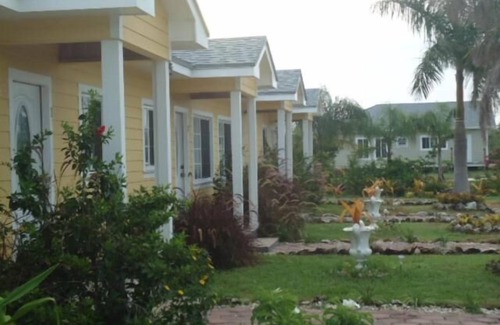 Clarence Town Apartment | Country Cove