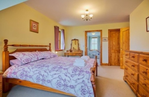 Blairgowrie Other | Country farmhouse sleeps 9 with enclosed garden and games barn.