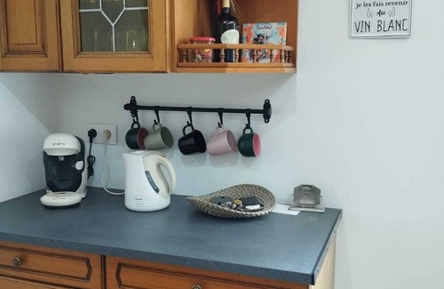 Saint-Genes-la-Tourette House | Country cottage