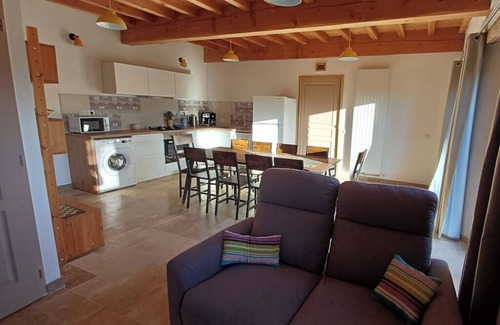 Goutevernisse Other | Country gite and B&B, reception room, garden, swimming pool