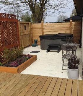 Leigh House | Country Guest House With Hot Tub