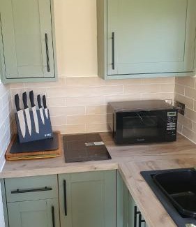 Leigh House | Country Guest House With Hot Tub