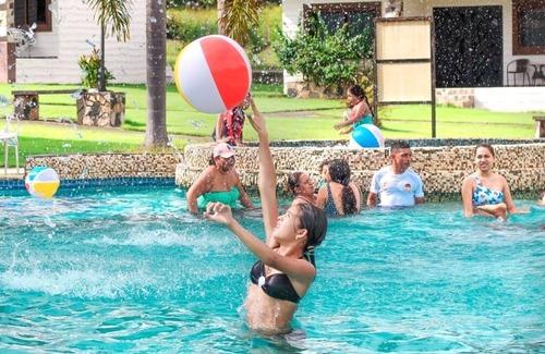 San Felix District Hotel | Country Hills Las Lajas
