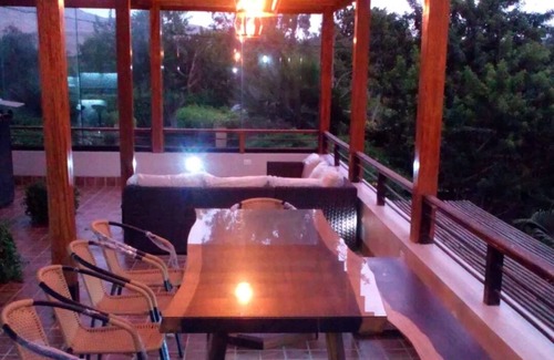 Santa Cruz de Flores House | Country House with Sauna, Near Asia Boulevard