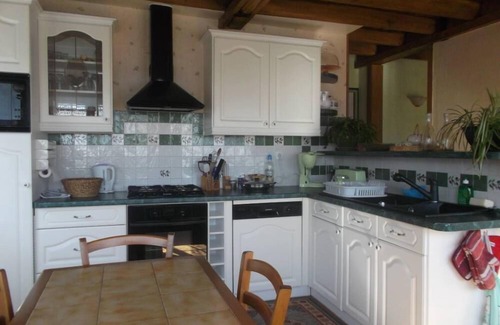 Labrousse House | country holiday home - 7 rooms - 5/6 persons