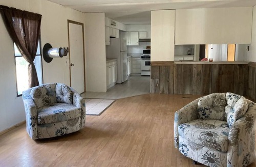 Moorcroft House | Country Home 3Bd 2Ba Near Devils Tower