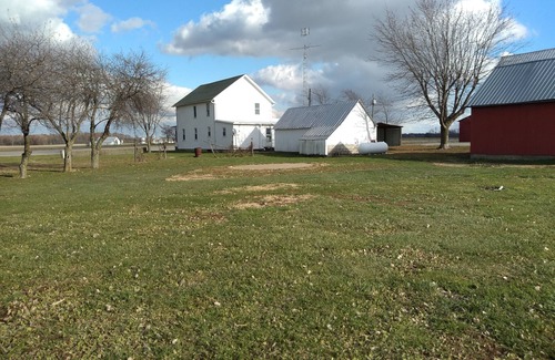 Portland House | !Country Home Get Away! !Private Backyard!