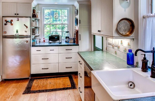Hartland Four Corners House | Country Home next to Blow-Me-Down Covered Bridge in the Old Cornish Art Colony!