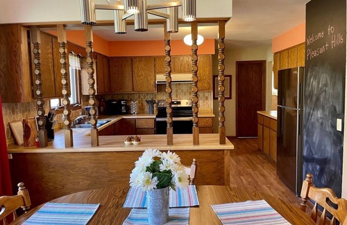 Kendall House | Country home with no pet fees!