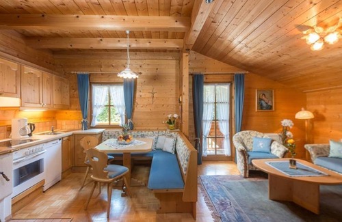 Ramsau am Dachstein Apartment | Country house apartment 2, 100m² 4-8 persons - 4* star organic wooden house Heimat &