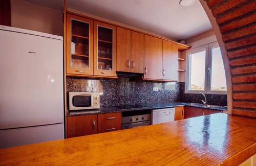 Navares House | Country House 'Casa Castillo' with Mountain View, Wi-Fi and Air Conditioning