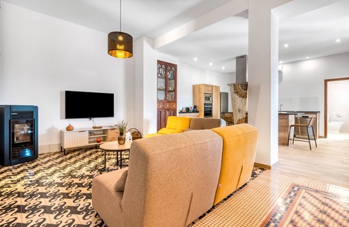 Sanet y Negrals House | Country House 'Uelo' with Mountain View, Wi-Fi and Air Conditioning