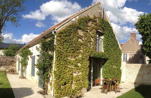 Baron House | Country house 4 bedrooms,3 bathrooms near Senlis,Paris,Disney,Villepinte,CDG,4*