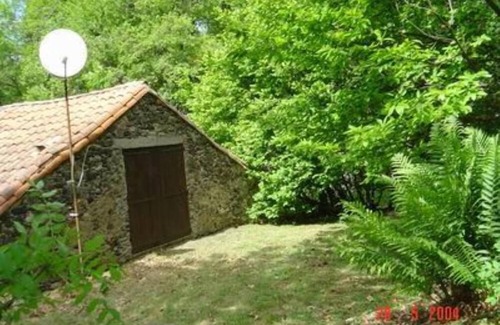 Alzon Cottage | Country house between forest and river