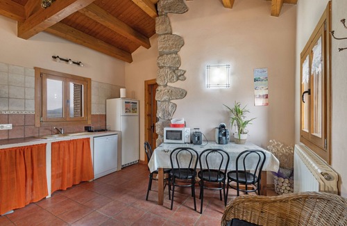 Casserres House | Country House 'Cal Torrentí' with Mountain View, Private Pool and Wi-Fi