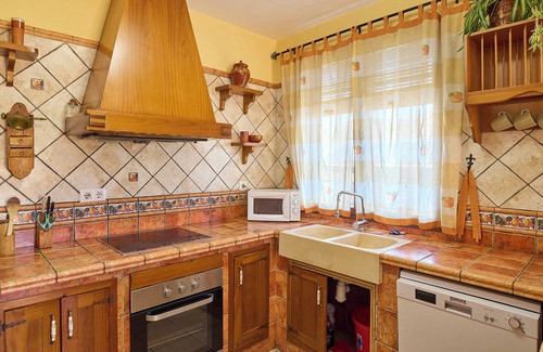 Carcabuey House | Country House 'Casa Rural El Rincon' with Mountain View, Wi-Fi and Air Conditioning