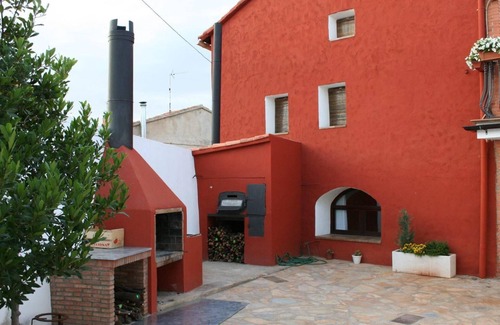 Teruel House | Country House 'Cuatro Torres' with Private Terrace and Wi-Fi