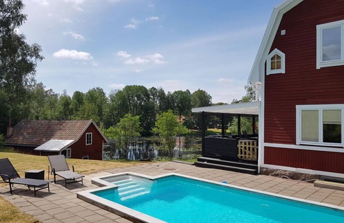 Lonneberga Apartment | Country house Dalavägen 8