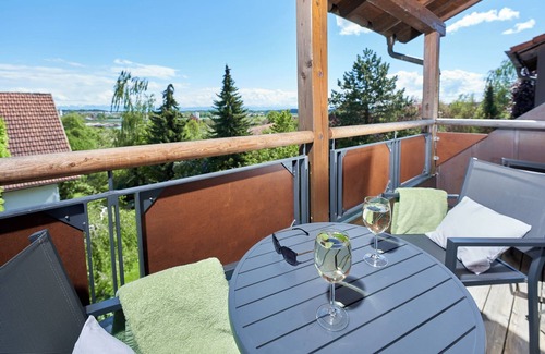 Bitzenhofen Apartment | Country house Hoher Wasserburg, 58sqm, 2 bedrooms, max. 4 persons