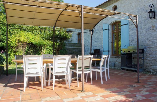 Monestier House | Country house in greenery and calm private pool spa terrace