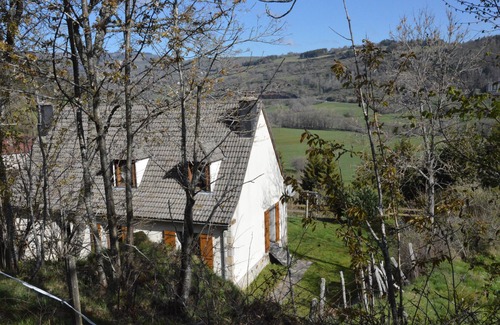 Murat House | Country house in the mountains feet