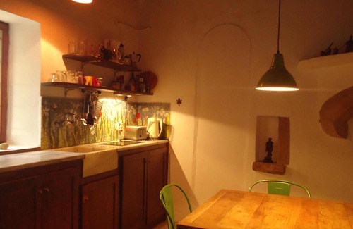 Faistos House | Country house Jasemi surrounded by a beautiful garden and view of the sea