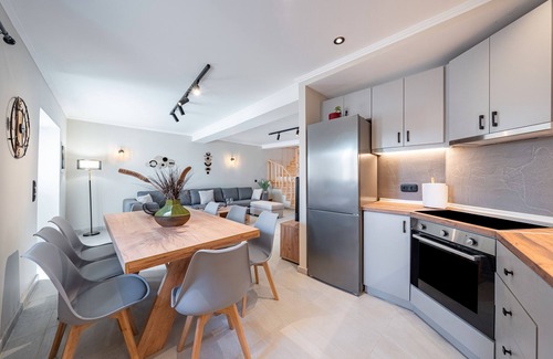 Korakades Villa | Country House 'Kalimoukos' with Sea View, Wi-Fi and Air Conditioning