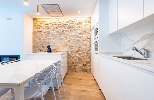 Traiguera House | Country House 'La Casa Del Campanar' with Balcony and Air Conditioning