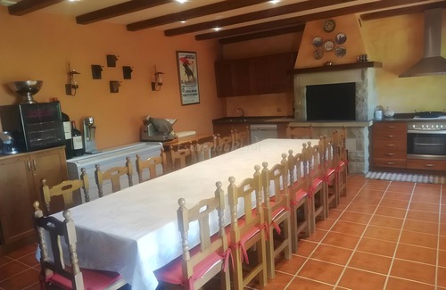 Uncastillo House | Country House 'La Era De San Juan' with Private Pool, Wi-Fi and Air Conditioning