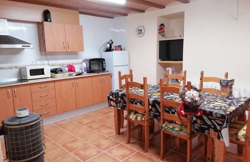 Mazuza Villa | Country House 'Los Ferreles 3 Dormitorios' with Shared Pool and Wi-Fi