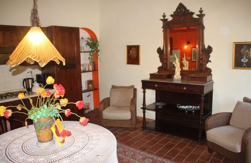 Caldana House | Country house, lovingly renovated in the middle of an olive grove with large panoramic pool