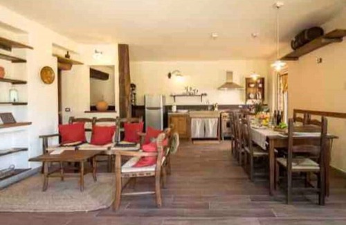Carmignano Villa | Country house near Florence with panoramic pool and outbuilding
