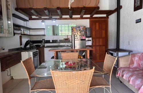 Praia do Rosa House | Country House on the Beach. Small pets allowed.