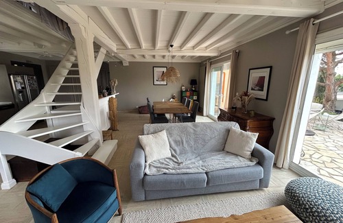 Sainte-Consorce Villa | Country house - swimming pool - view of Monts du Lyonnais - 25 min from Lyon