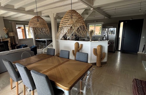 Sainte-Consorce Villa | Country house - swimming pool - view of Monts du Lyonnais - 25 min from Lyon