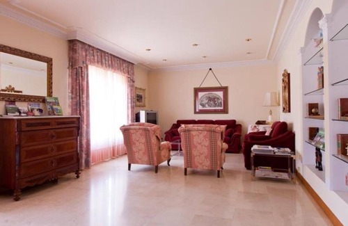 Cabanillas House | Country House 'Senda Bardenas' with Private Garden and Wi-Fi