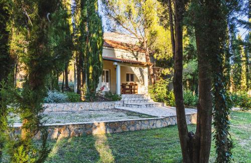 Lovorno Apartment | Country House Uros in Nature with Pool