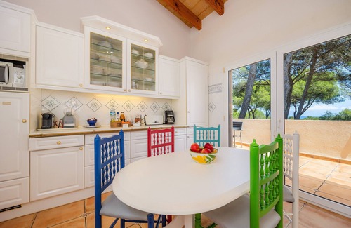 Cala Ratjada Villa | Country House 'Villa Ensueño' with Sea View, Wi-Fi and Air Conditioning