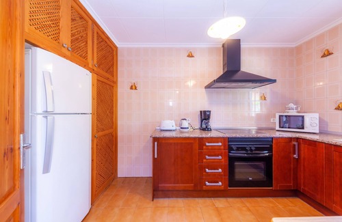 Portopetro Villa | Country House "Villa Jacoba" with Pool and Near a Natural Park