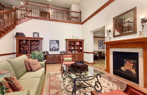 West Seneca Hotel | Country Inn & Suites by Radisson, Buffalo South I-90, NY